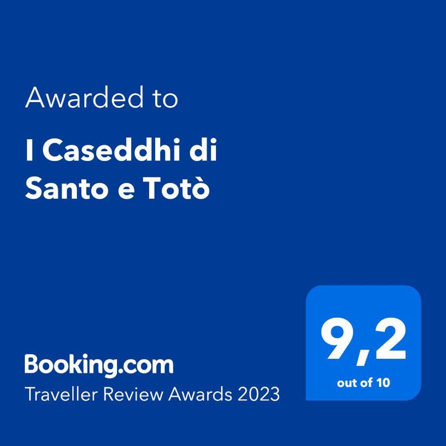 I Caseddhi Di Santo E Toto Torre Suda Exterior photo